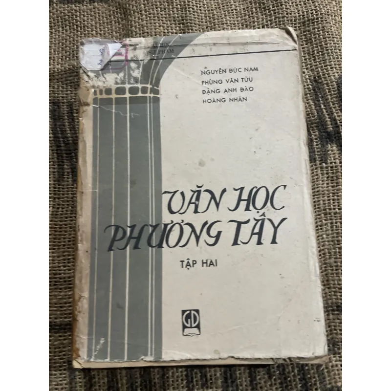 Văn học phương Tây tập 2 : thế kỷ 18  1010717