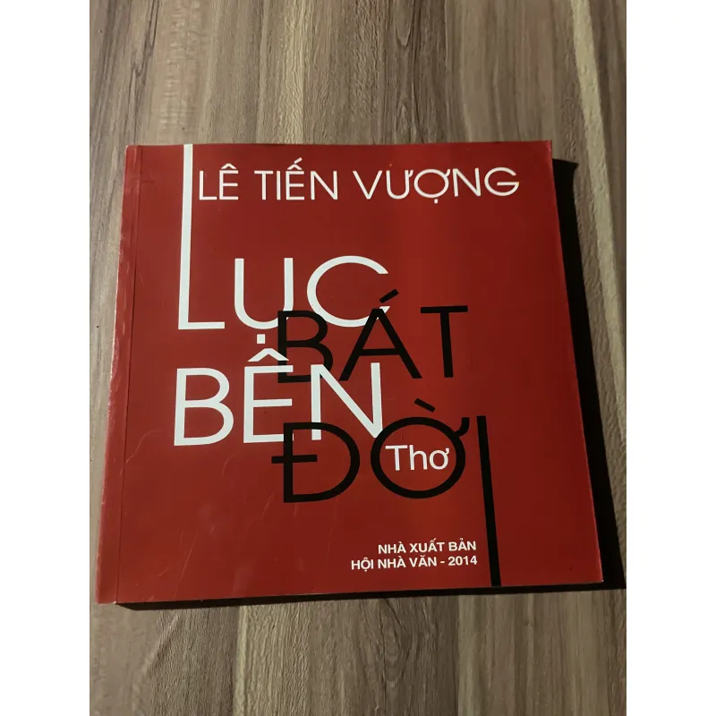 Lê Tiến Vượng - thơ Lục Bát bên đời 750434