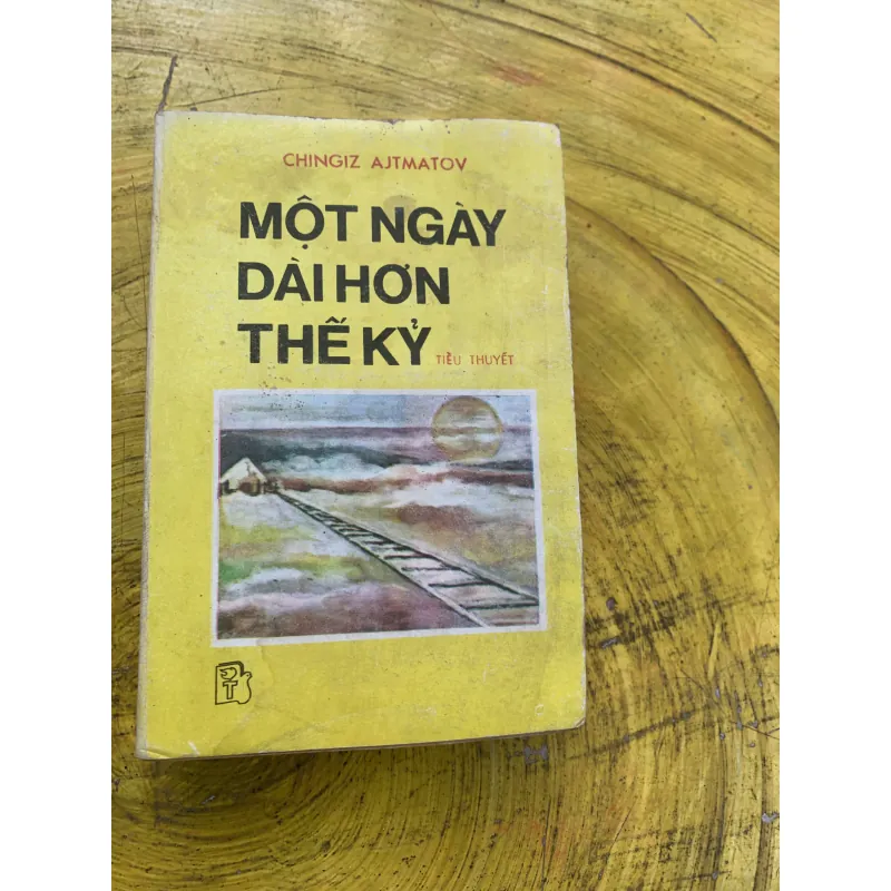 MỘT NGÀY DÀI HƠN THẾ KỶ BẢN BAO CẤP 746507