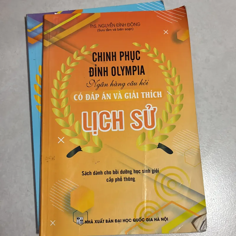 Chinh phục đỉnh Olympia Tiếng Anh/ Lịch sử/ Vật lý 780120