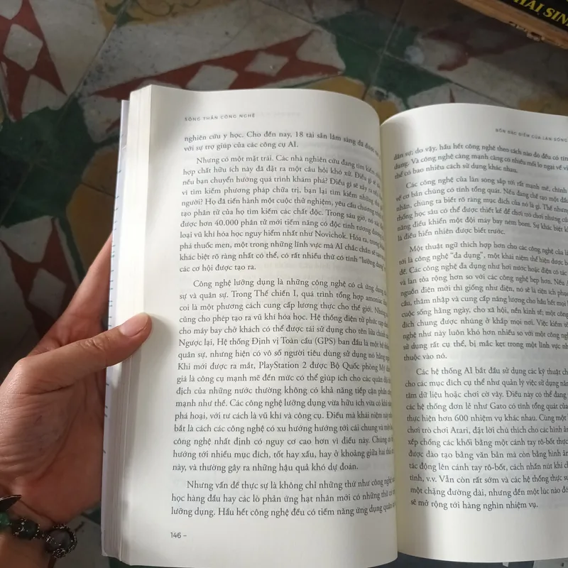 Sóng Thần Công Nghệ - Mustafa Suleyman 695630