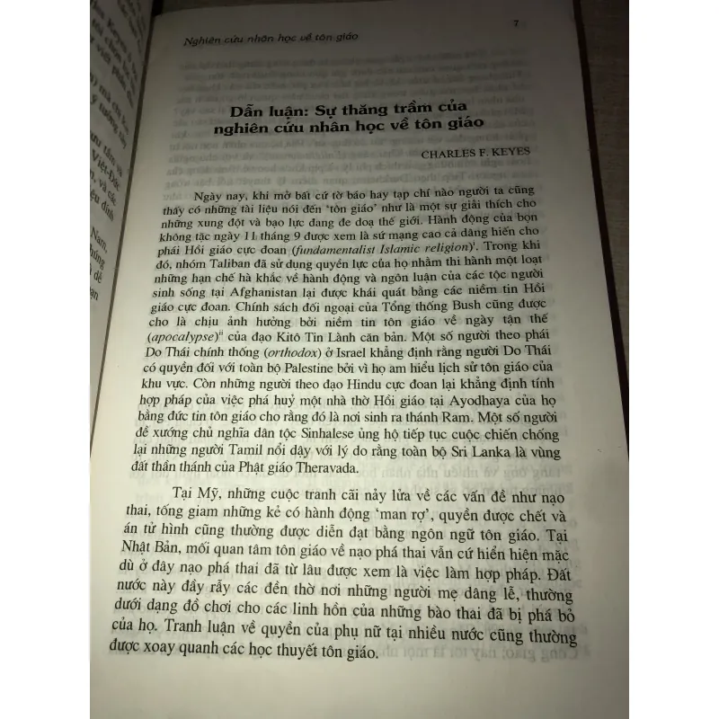 Những vấn đề nhân học tôn giáo 996382