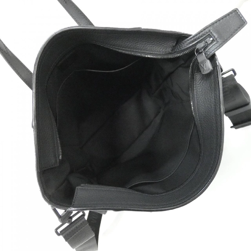 Túi xách Louis Vuitton Trianon Christopher Tote M58479 - Hàng hiệu Chính hãng 764199