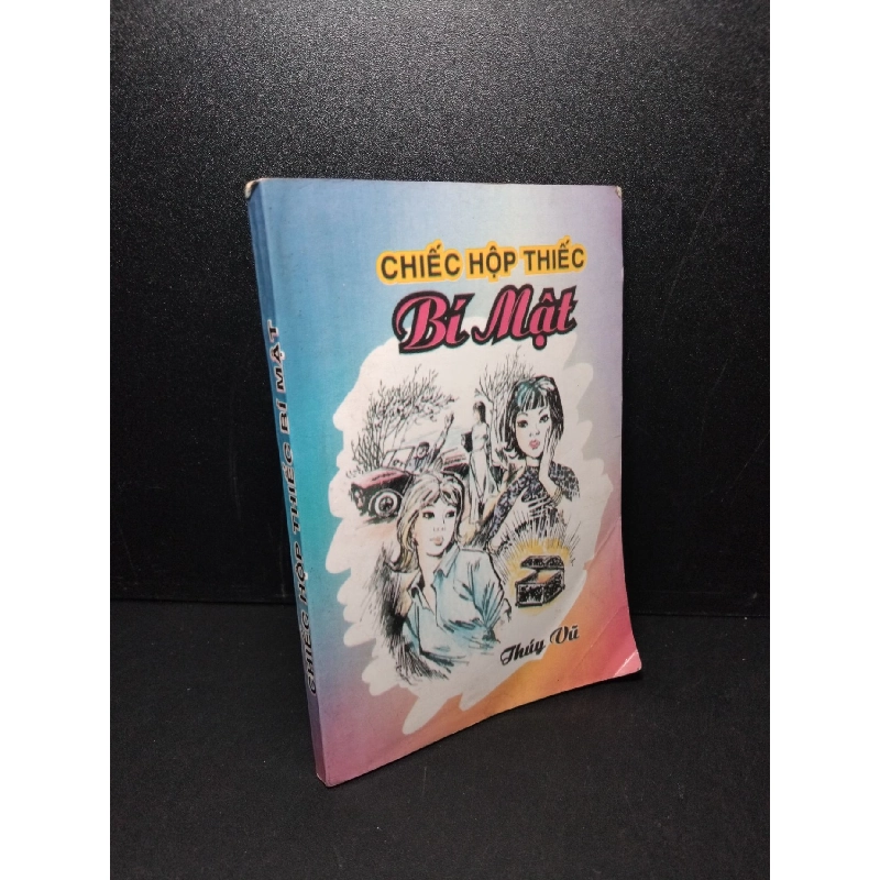 Chiếc hộp thiếc Bí mật mới 80% ố Thúy Vũ HCM2103 VĂN HỌC Rebooks.vn 941097