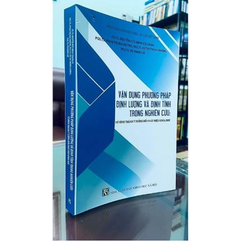 Vận Dụng Phương Pháp Định Lượng Và Định Tính Trong Nghiên Cứu 540536