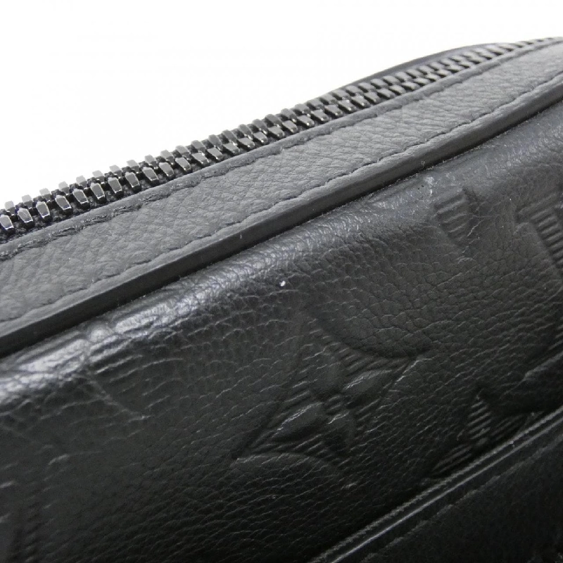 Túi đeo chéo Louis Vuitton Monogram Shadow Trio M46602 610422