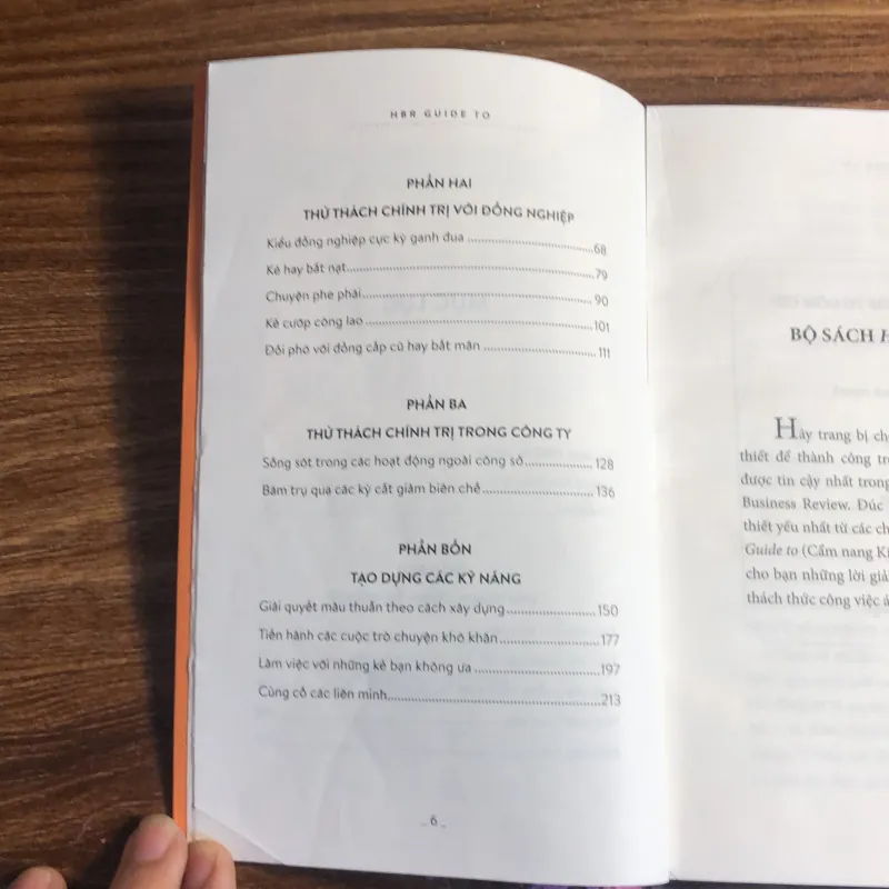 Sống sót nơi công sở  1002294