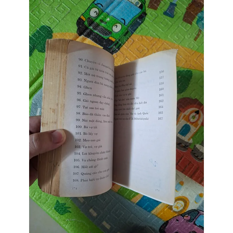 Thế giới đều là đàn bà  1055890