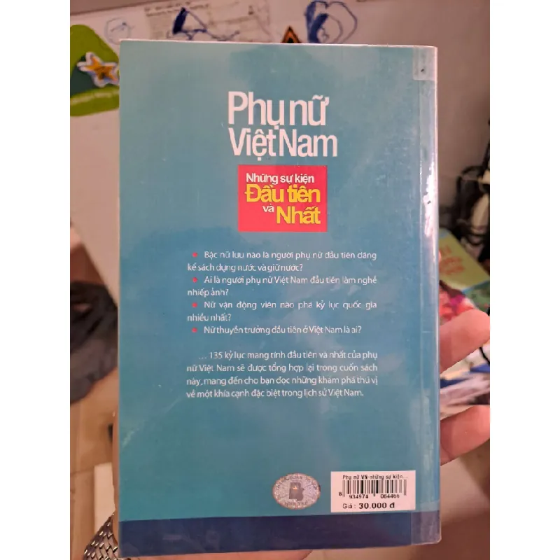 Phụ nữ Việt Nam - Những sự kiện Đầu tiên và Nhất - Trần Nam Tiến LỊCH SỬ - CHÍNH TRỊ - TRIẾT HỌC HCM0910 588416