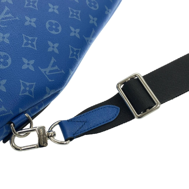 Túi đeo chéo Louis Vuitton Taiga Lama Duo M31075 - Hàng hiệu Authentic 802179