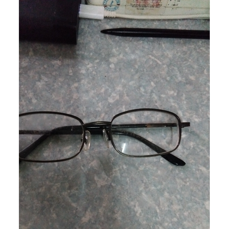 Kính đeo mắt 465759