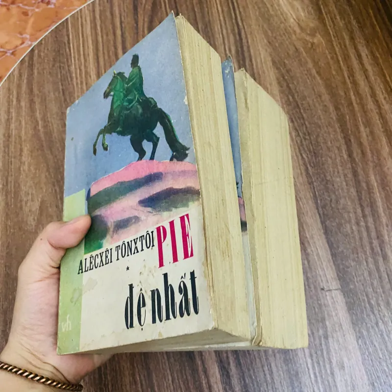 Bộ 2 quyển sách bao cấp 1988 - Pie đệ nhất - Aleksey Tolstoy#HATRA 934723