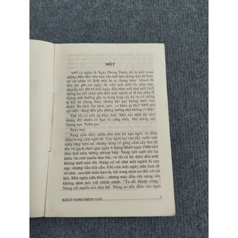 KHÁT VỌNG MINH OAN - JOHN TRENHAILE 478663