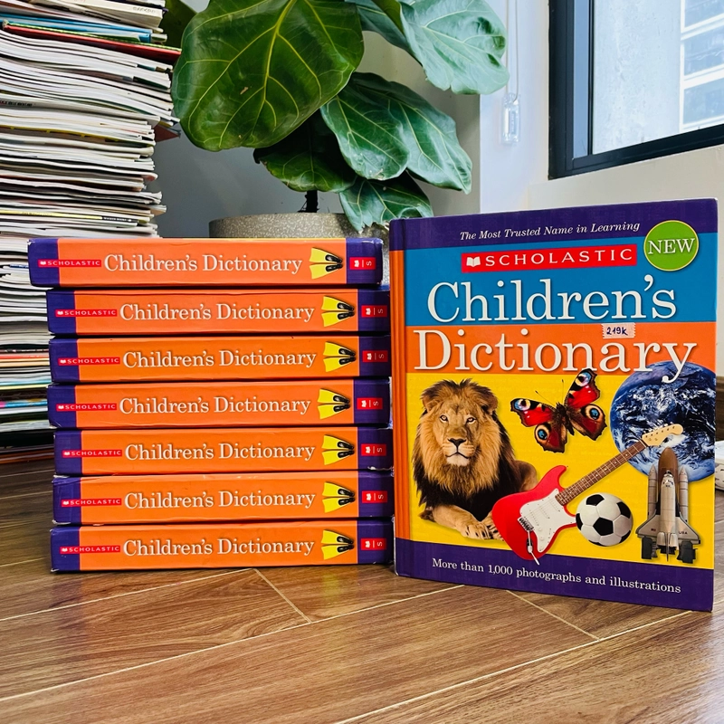 Scholastic Children’s Dictionary  385883