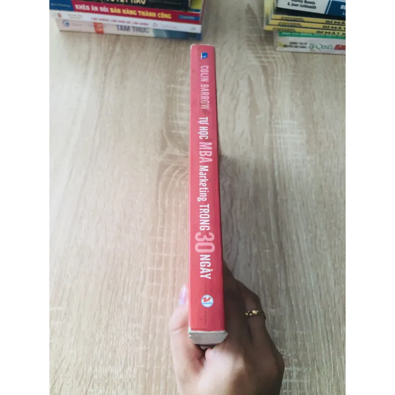 TỰ HỌC MBA MARKETING TRONG 30 NGÀY  1022552