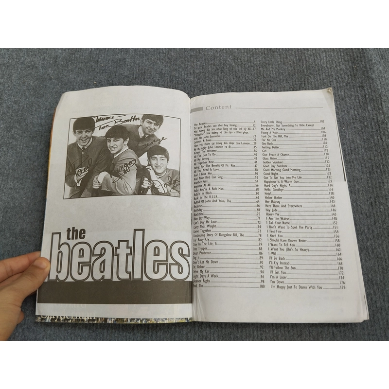 THE BEST BEATLES COLLECTION 533382