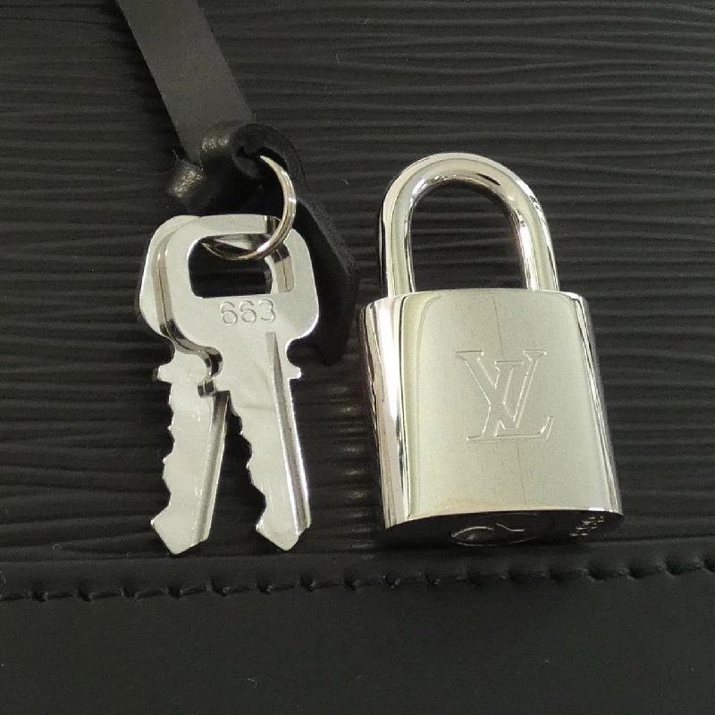 Túi Louis Vuitton Epi Alma BB M40862 617257