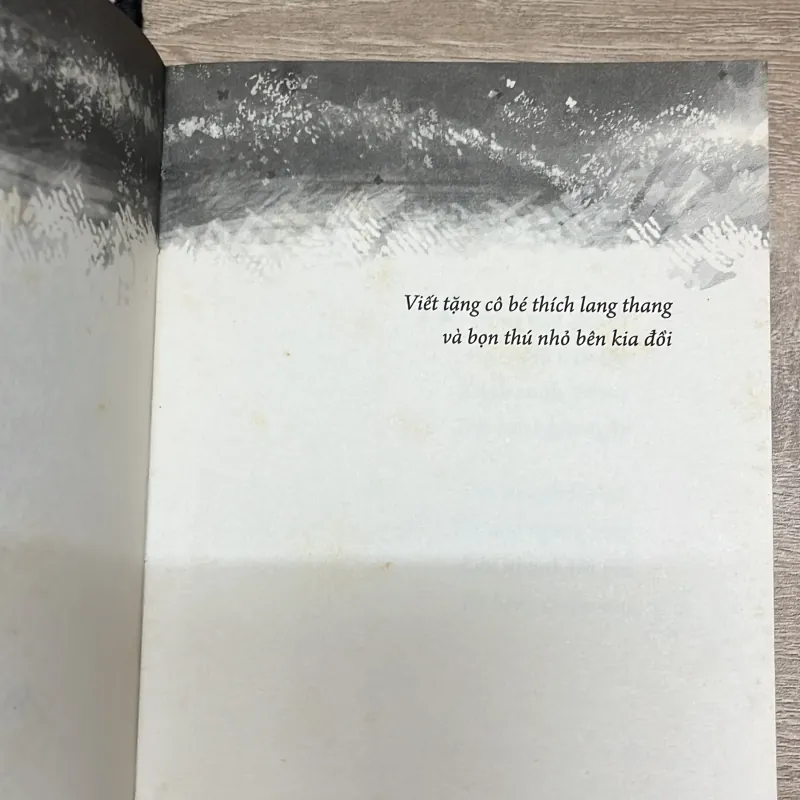 Ngồi khóc trên cây 784970