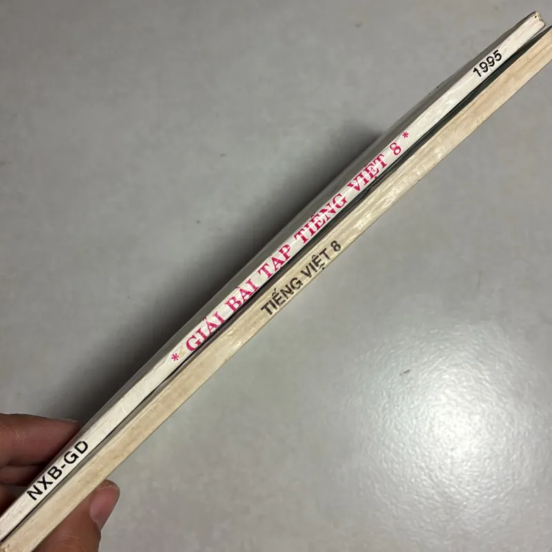 Tiếng Việt 8 - 1995s (2 cuốn) 784028