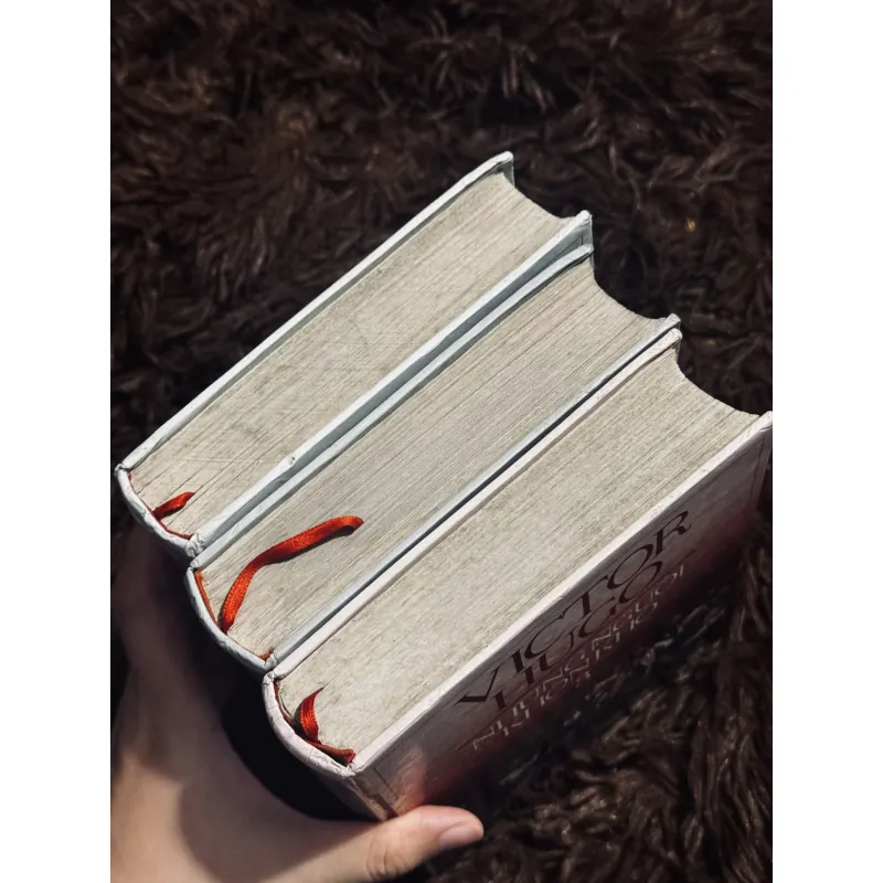 Trọn bộ 3 tập Những người khốn khổ 995034