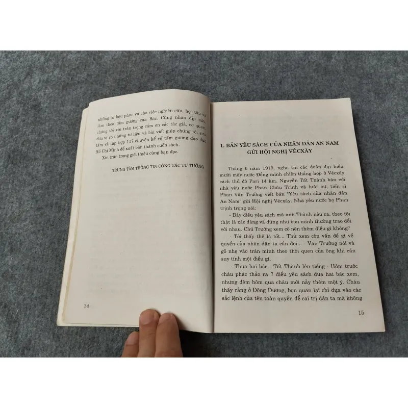 117 CHUYỆN KỂ VỀ TẤM GƯƠNG ĐẠO ĐỨC HỒ CHÍ MINH 700974