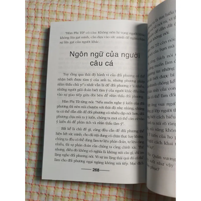 NHÌN THẤU LÒNG NGƯỜI 713505