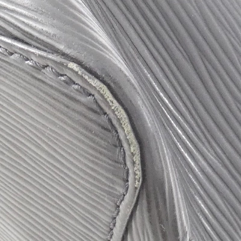 Túi xách vai Louis Vuitton Epi Mandara MM M58892 613657