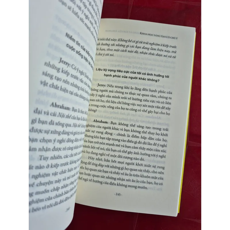 Luật hấp dẫn , Esther Hicks 1054840