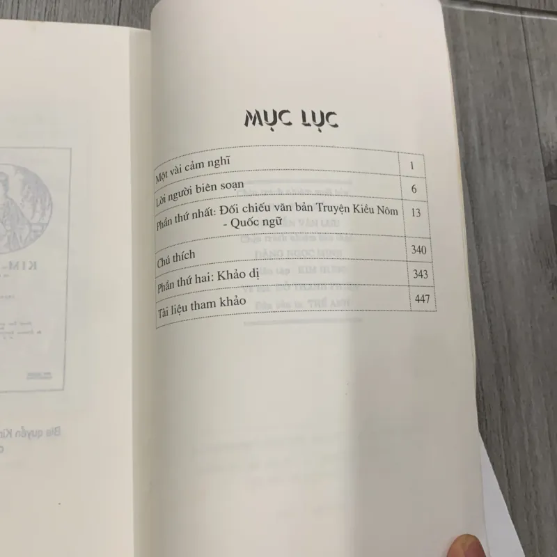 Đoạn trường tân thanh, truyện kiều đối chiếu nôm - quốc ngữ. 10a4 1027888