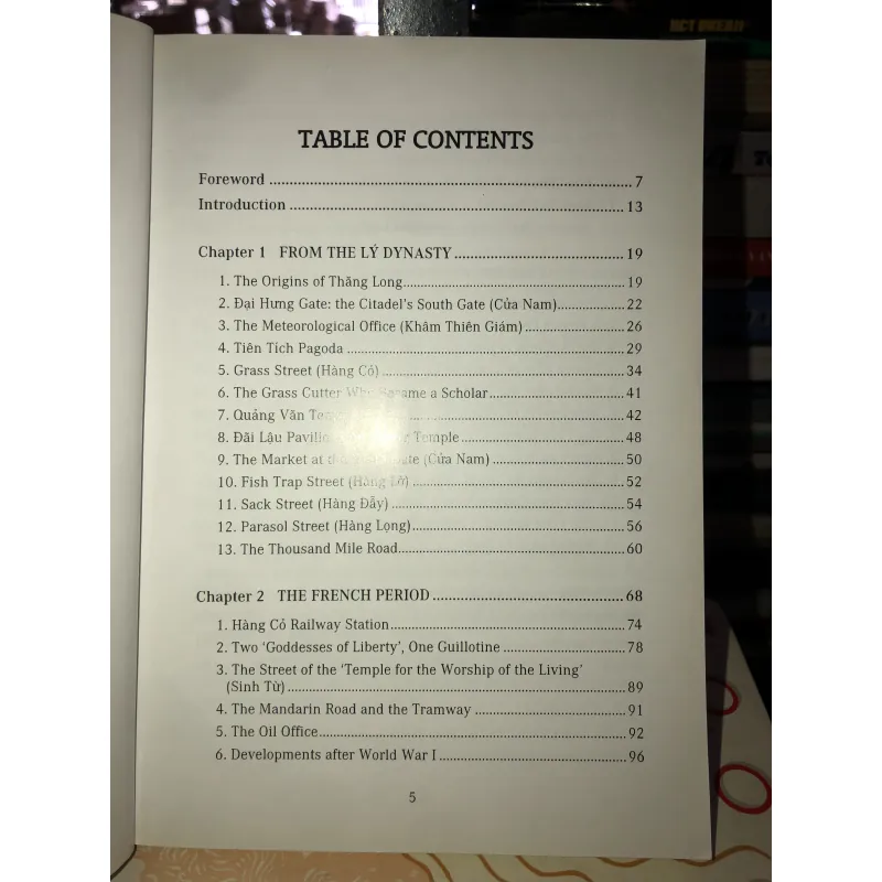 Thăng Long - Hanoi the story in a single street - Đặng Phong 933252