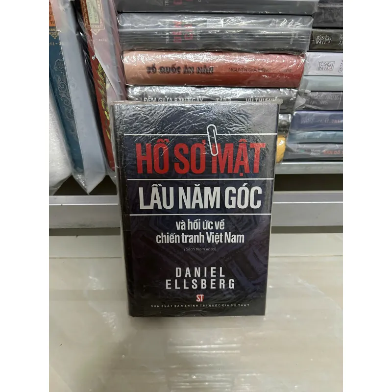 Hồ sơ mật Lầu Năm Góc và hồi ức về chiến tranh Việt Nam - Daniel Ellsberg (Bìa cứng) 689426
