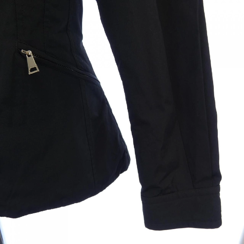 Áo khoác lông vũ MONCLER 636874