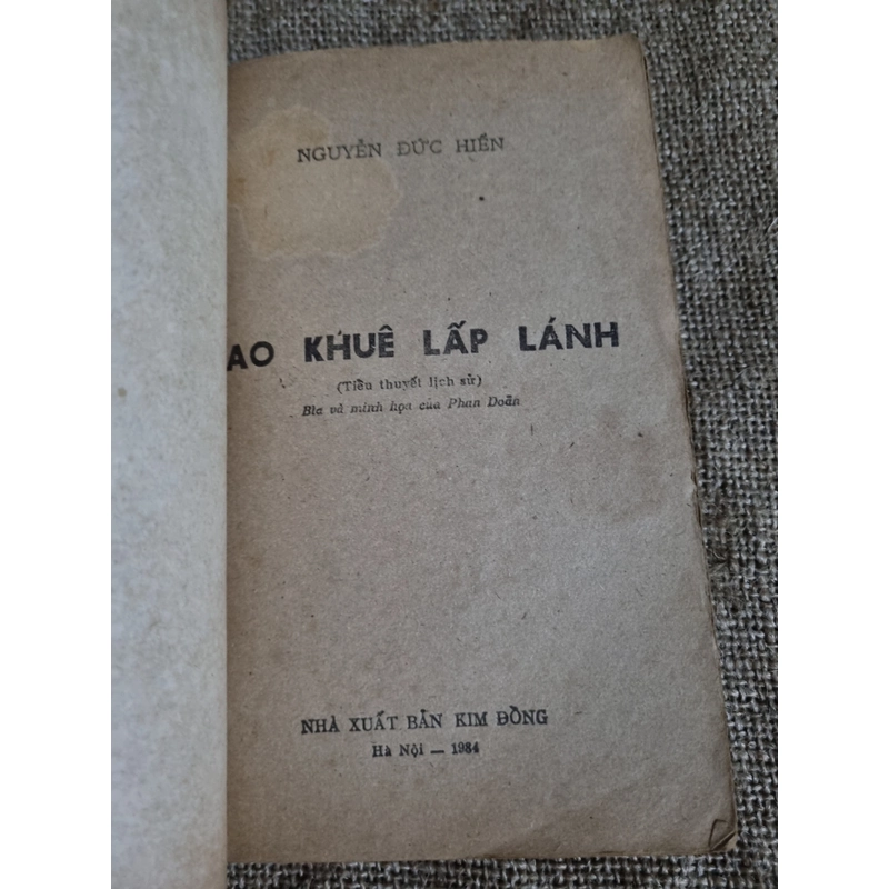 Sao Khuê lấp lánh; Nguyễn Đức Hiền; xb 1984 303090