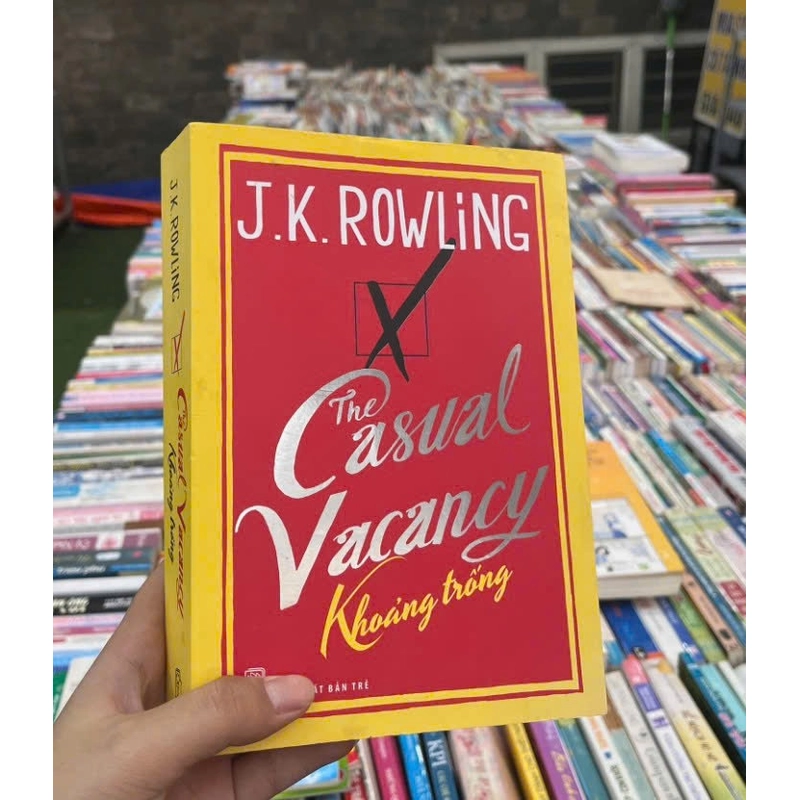 THE CASUAL VACANCY KHOẢNG TRỐNG 384960