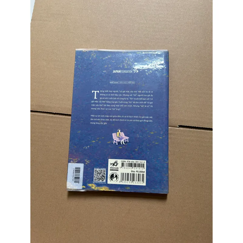 Cô gái mặc váy tím 734168