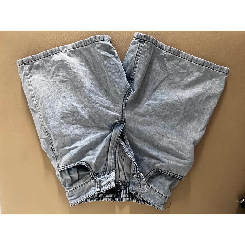 Quần jean đùi Gap size M second hand 523542