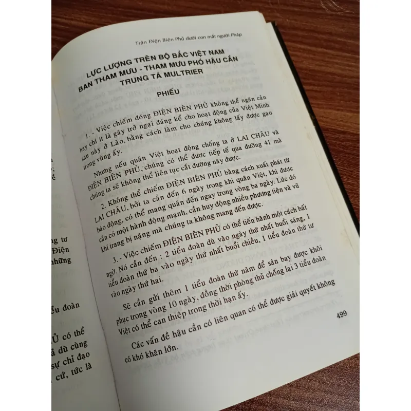 SÁCH TRẬN ĐIỆN BIÊN PHỦ DƯỚI CON MẮT NGƯỜI PHÁP 1002350