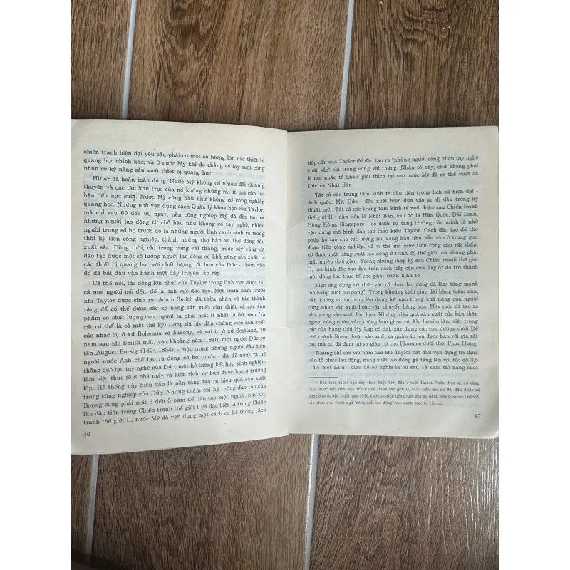 Xã Hội Hậu Tư Bản (Post-Capitalist Society) - Peter F. Drucker 731600