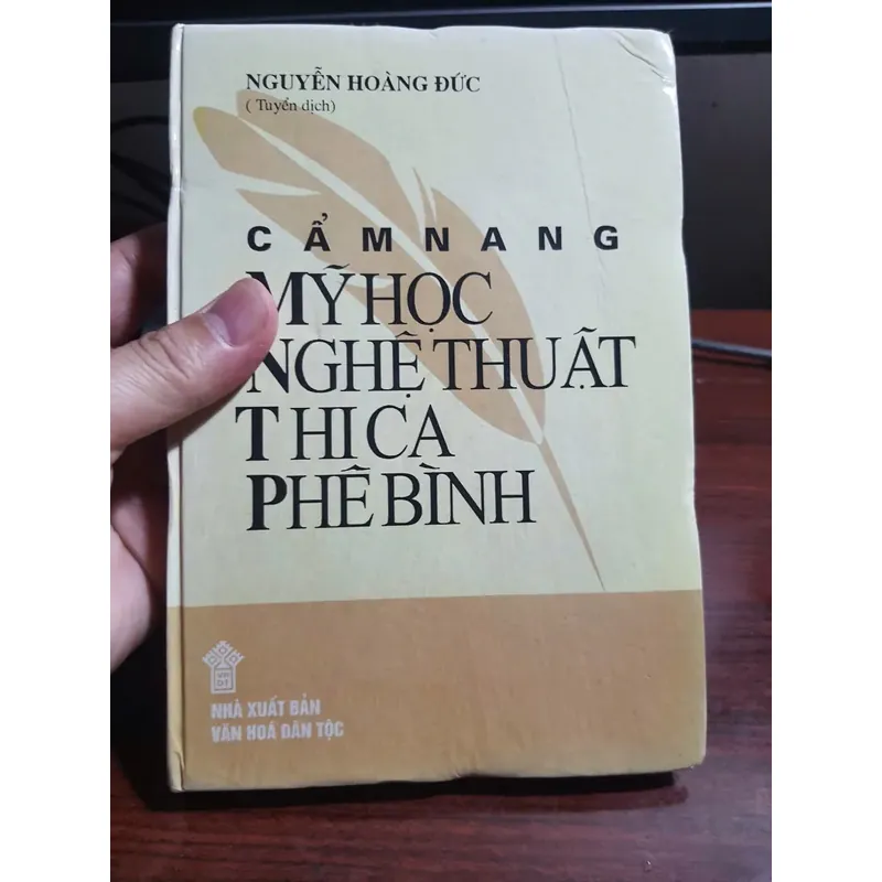 Cẩm nang mỹ học nghệ thuật thi ca phê bình 565277