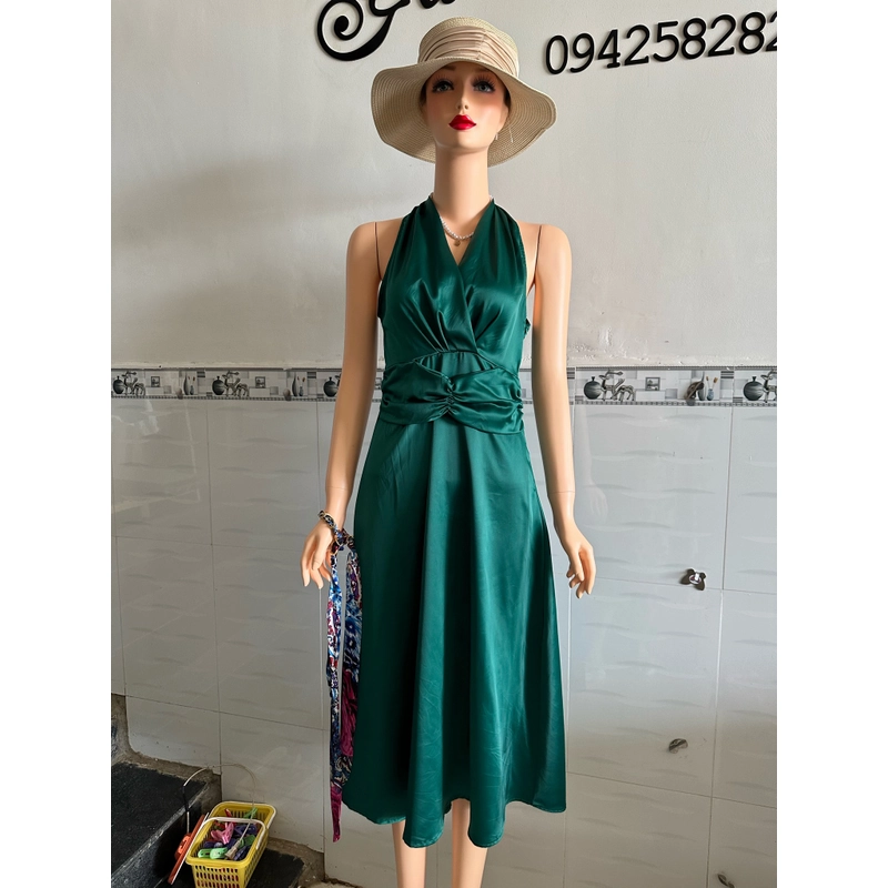 Đầm lụa tiệc size s  260240