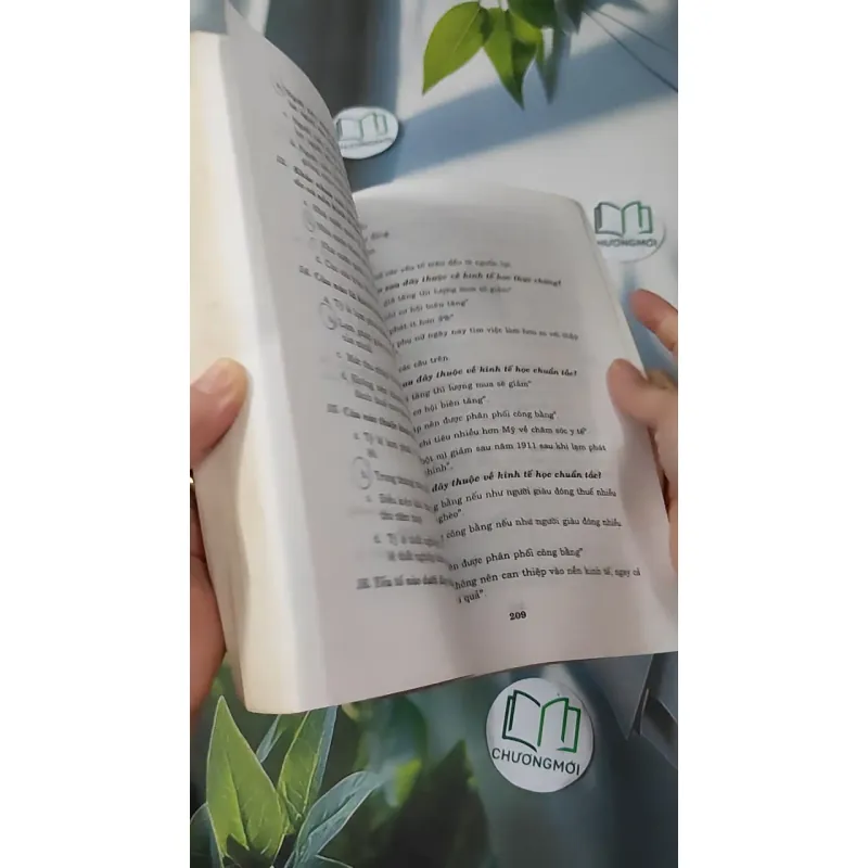 Kinh tế vi mô - Nguyễn Minh Tuấn & Võ Thị Thúy Hoa 1018853