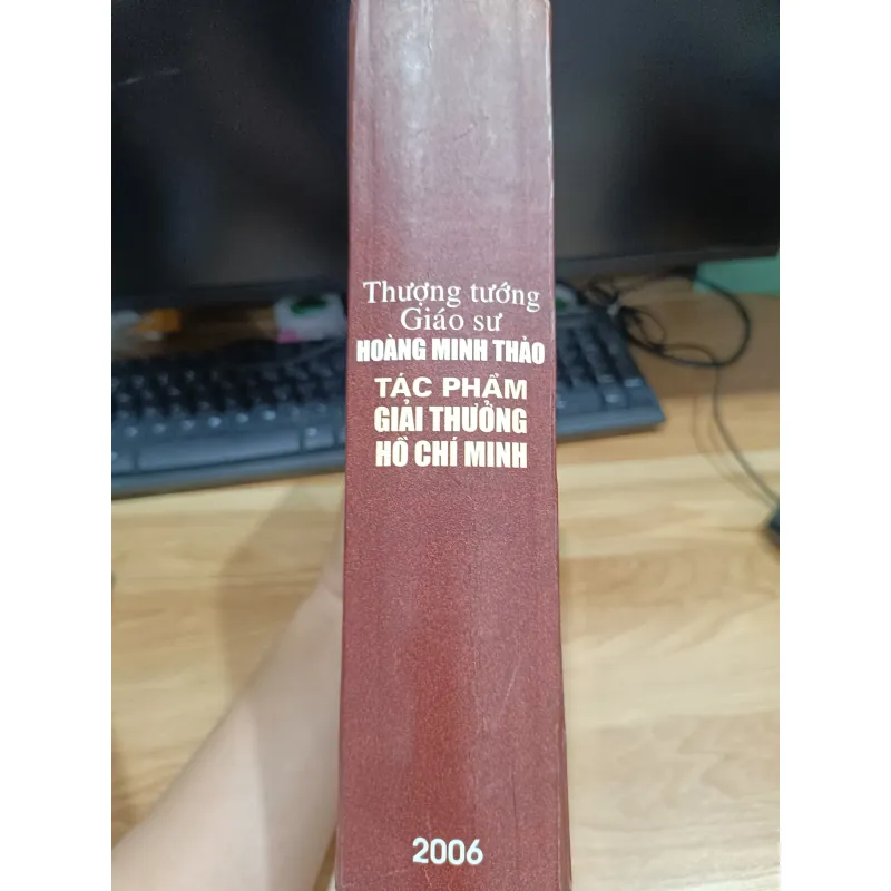 Thượng tướng giáo sư Hoàng Minh Thảo  971876