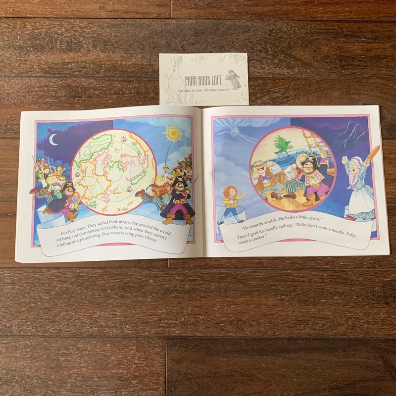 Sách tranh tiếng anh Grandma and the Pirates, Used, minh họa cổ điển, khổ ngang, lỏng gáy 478689
