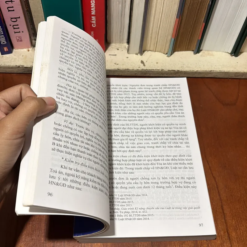 II Sách Luật: Kỹ Năng Cơ Bản Của Luật Sư Tham Gia Giải Quyết Các Vụ Việc Dân Sự - 2022 748307