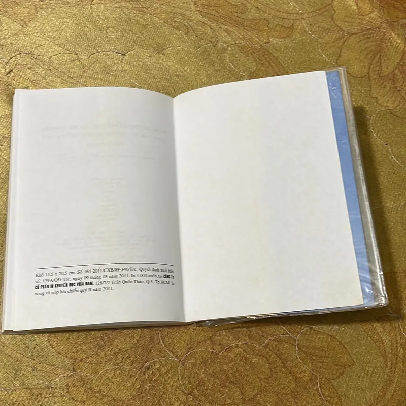 NHỮNG CUỘC PHIÊU LƯU CỦA MR. Tompkins TRONG VƯƠNG QUỐC TƯƠNG ĐỐI VÀ VƯƠNG QUỐC NGUYÊN TỬ 736481