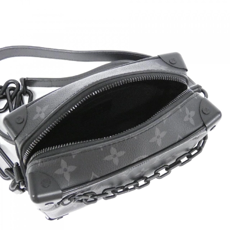 Túi xách vai Louis Vuitton Monogram Eclipse Mini Soft Trunk M44735 610250