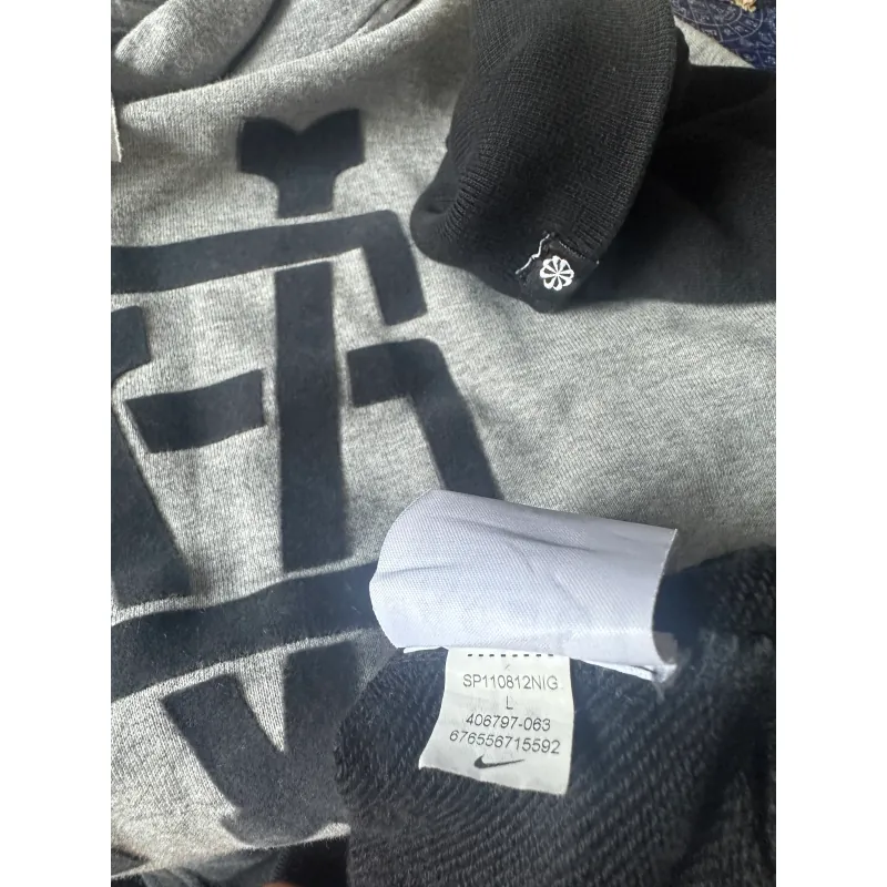 Áo hoodie Nike 762819