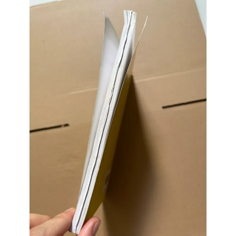 Luật thương mại và các văn bản hướng dẫn thi hành (lỗi bung keo rời vài trang) 608208