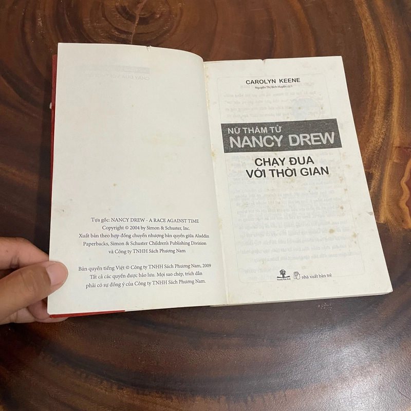 II Tựa sách: Nữ Thám Tử Nancy Drew _ Chạy Đua Với Thời Gian - CAROLYN KEENE - 2009 463291