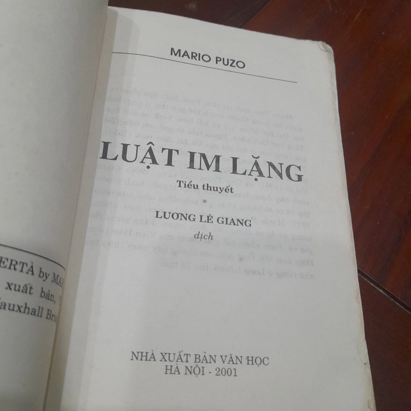 Mario Puzo - LUẬT IM LẶNG 327320